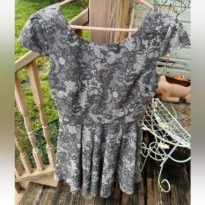 Betsey Johnson Dress Sz 8 Black Floral Lace Fit Flare Short Sleeve Pink Label